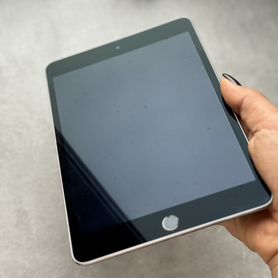 iPad mini 4 128gb