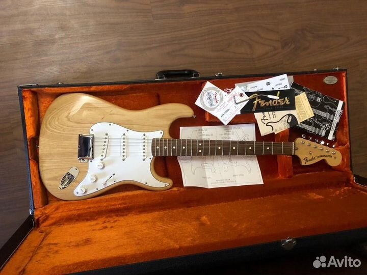 Fender American Vintage Reissue Stratocaster 70s