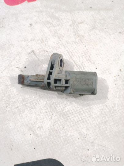 Датчик ABS задний Audi Q7 внедорожник 3.0 cjtc