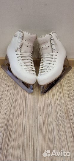 Коньки edea chorus 225.лезвия MK professional