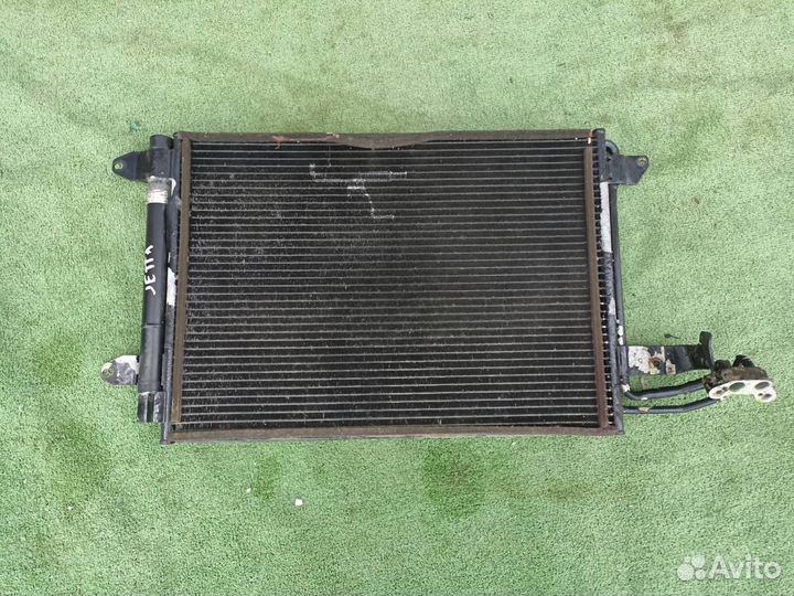 Радиатор кондиционера Volkswagen Jetta седан 1.6