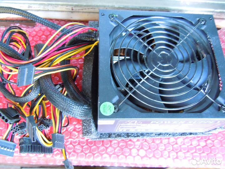 Блок питания ATX 750 Вт 140 мм