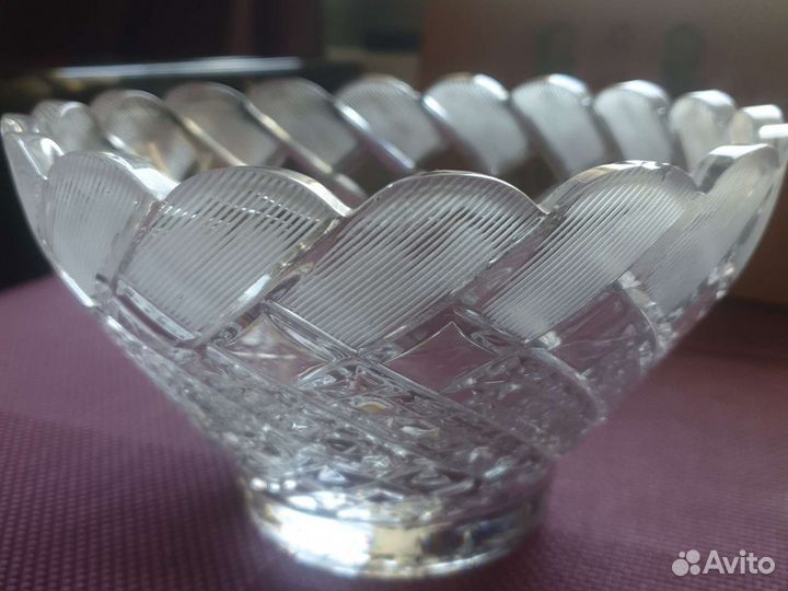 Хрустальная ваза