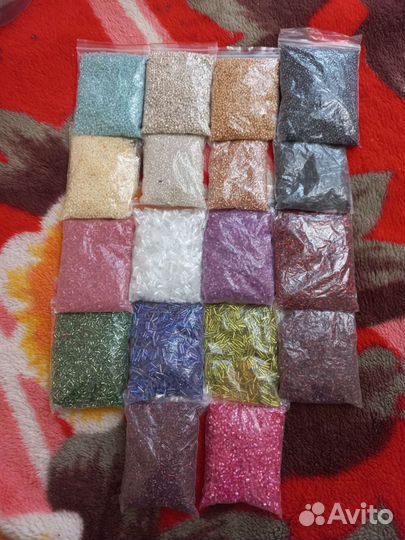 Продаю бисер
