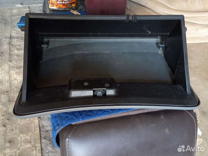 Бардачок на nissan almera classic b10