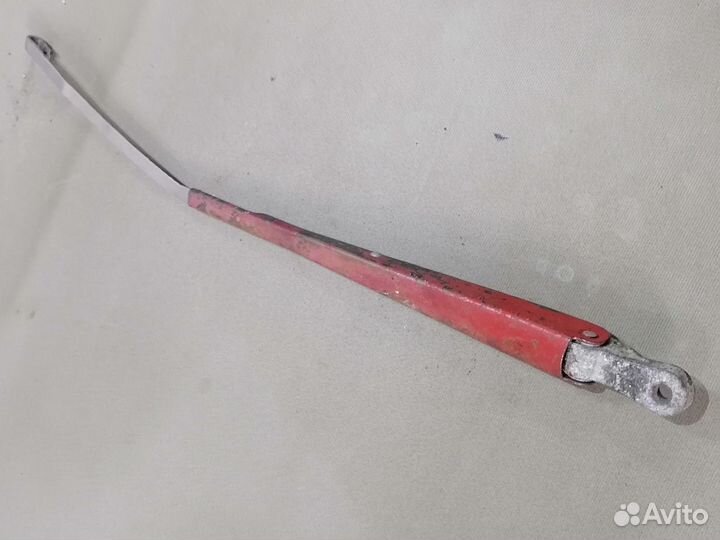 Поводок заднего дворника Mazda 323 5E 1.5 1980-89