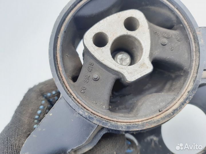 Кронштейн двигателя правый Daewoo Matiz