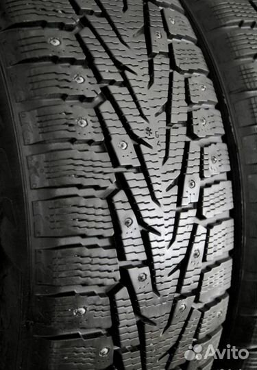 Nokian Tyres Hakkapeliitta 7 SUV 235/60 R18 107T