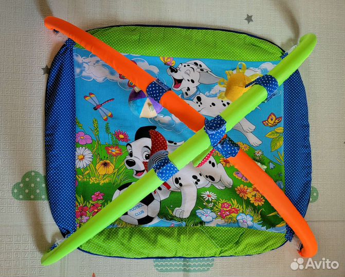 Развивающий коврик с далматинцами