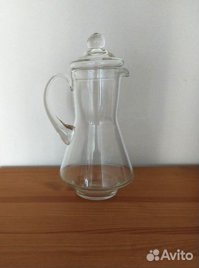 Кувшин стеклянный