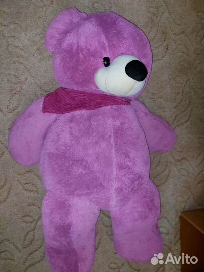 Большой плюшевый мишка