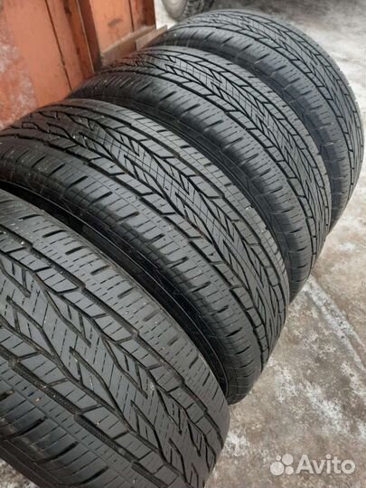 Continental ContiCrossContact LX2 215/65 R16