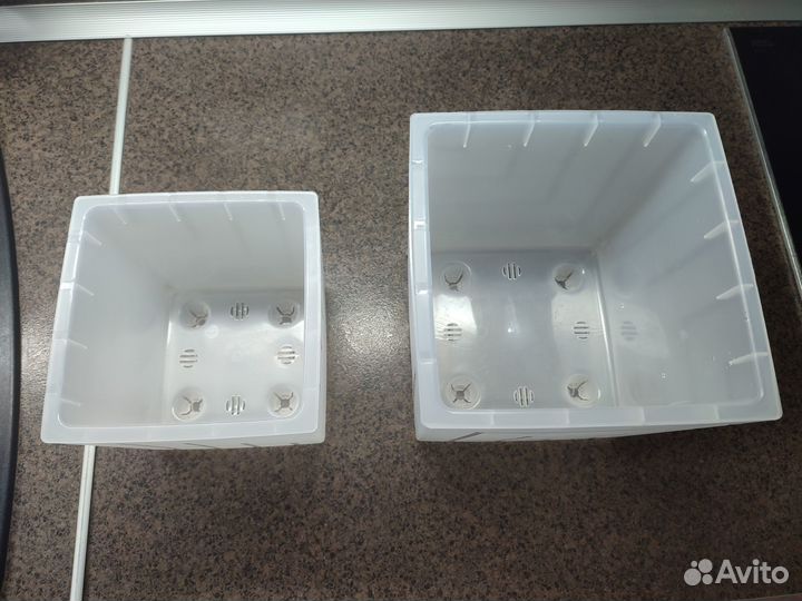 Цветочные горшки пластик