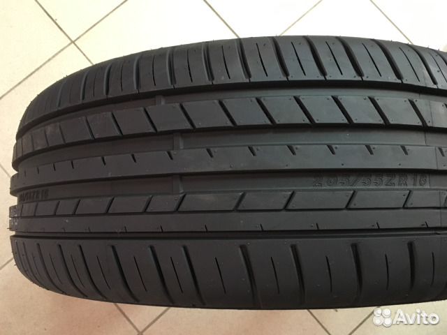 Kapsen Headking S2000 215/45 R17