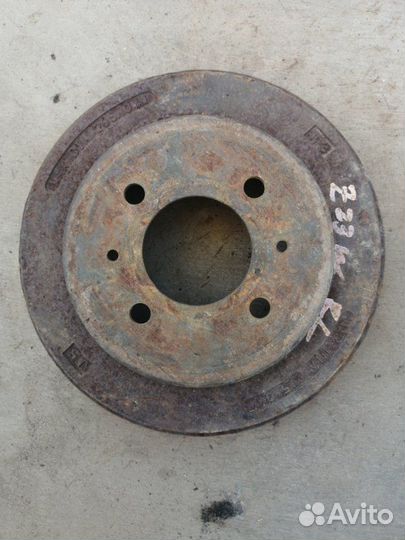 Тормозной барабан задний Mitsubishi Colt Z21 4A90