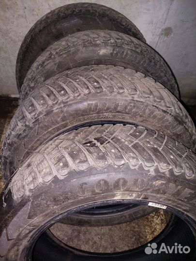 Goodyear Ultragrip Ice Arctic 185/60 R15 88T