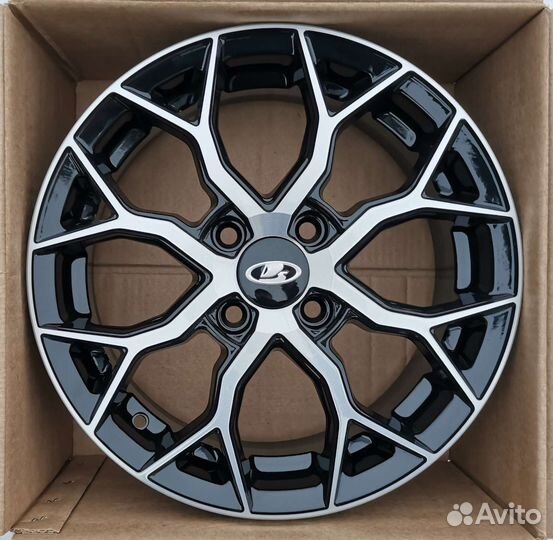 LADA Vesta, Largus R15 новые