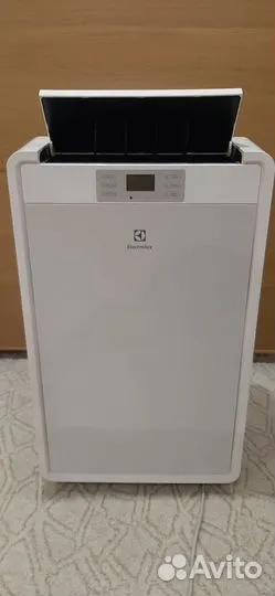 Кондиционер мобильный Electrolux eacm-10 DR/N3