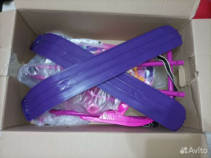 Снегокат новый со спинкой