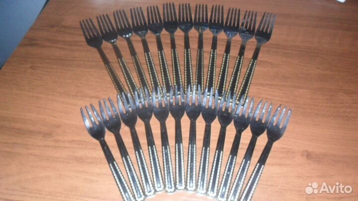 Столовые приборы