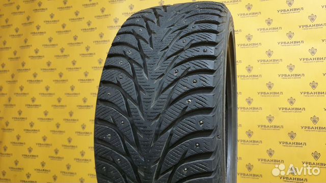 Yokohama Ice Guard IG35 235/45 R17 97