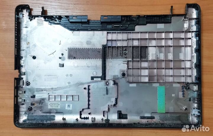 Поддон для ноутбуков HP 15-*** / 250 G6 / 255 G6