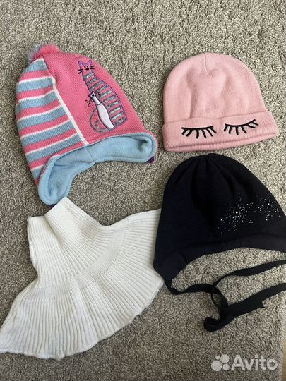 Шапки демисезонные разные для девочки