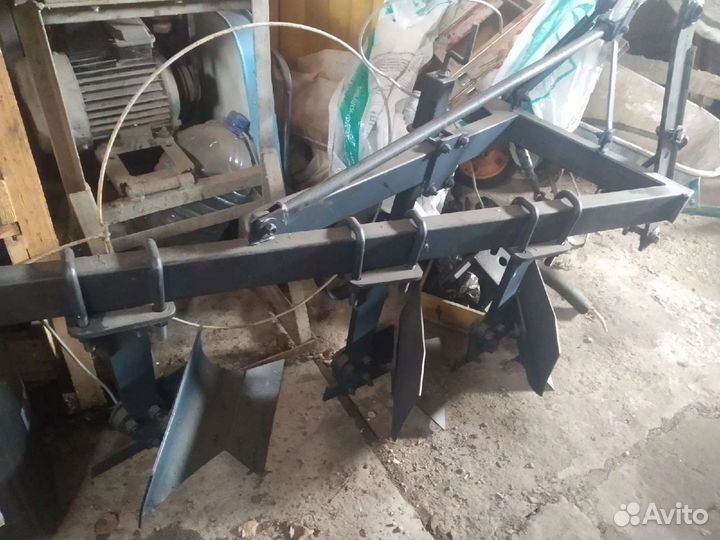 Плуг для минитрактора