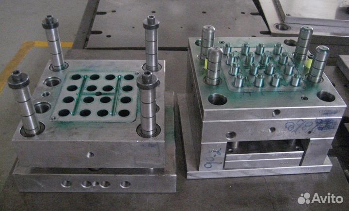 Серийное литьё пластиковых деталей. Пресс-формы