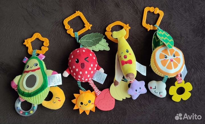 Игрушки-погремушки для новорождённых