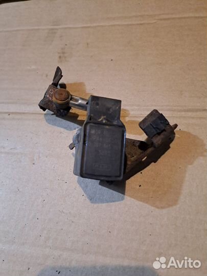 Датчик уровня кузова Opel Vectra B