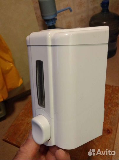 Диспенсер для жидкого мыла luscan Professional