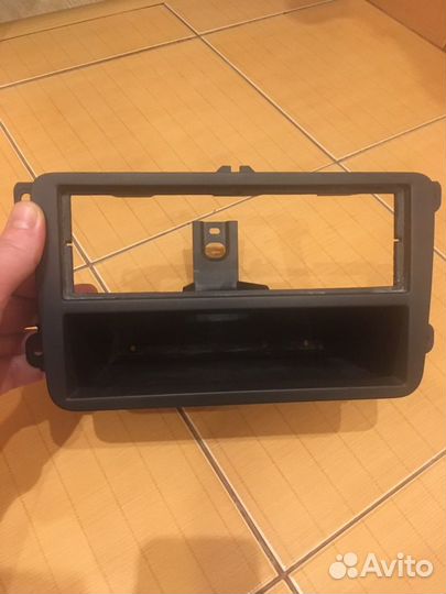 Рамка с нишей под магнитолу Volkswagen Transporter