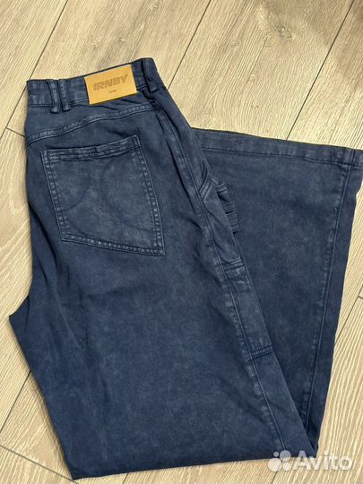 Джинсы irnby