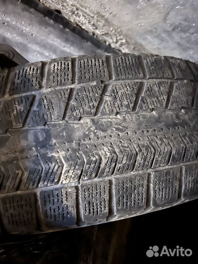 Bridgestone Blizzak VRX 215/65 R16