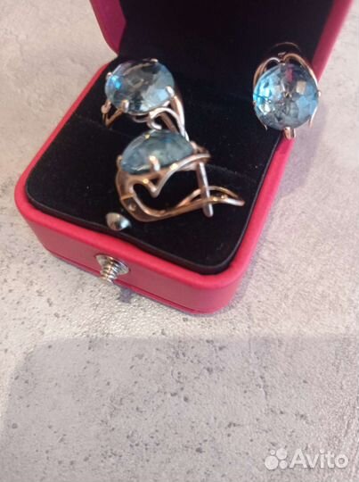 Набор с топазом