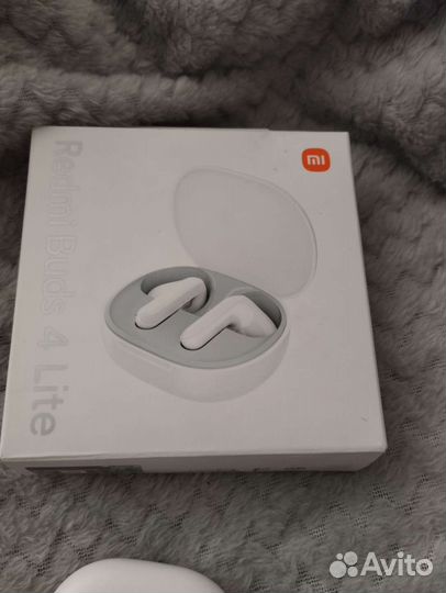 Наушники earpods