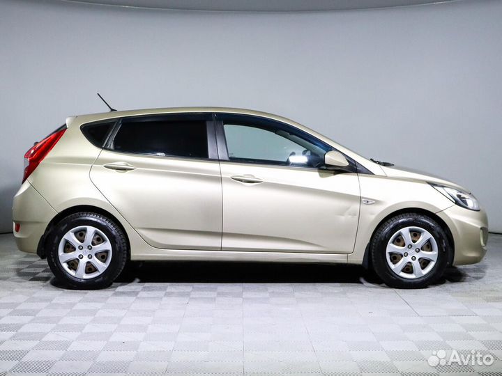 Hyundai Solaris 1.6 AT, 2013, 183 770 км