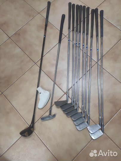 Набор клюшек для гольфа