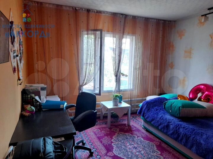 3-к. квартира, 86 м², 1/1 эт.