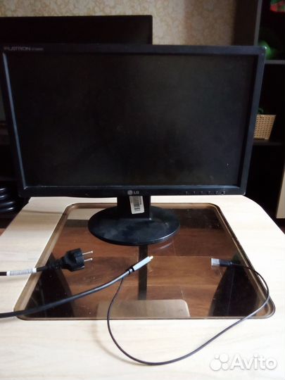 Монитор для компьютера 19