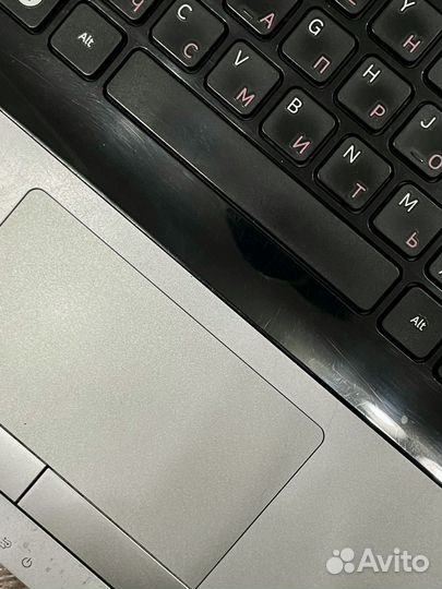 Большой ноутбук Samsung i3 с гарантием