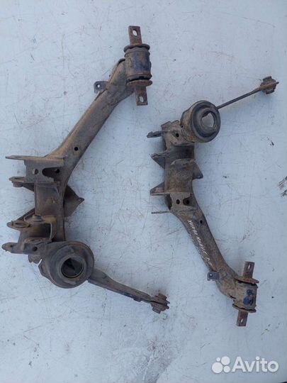 Рычаг задний на Хонду Цивик 4д