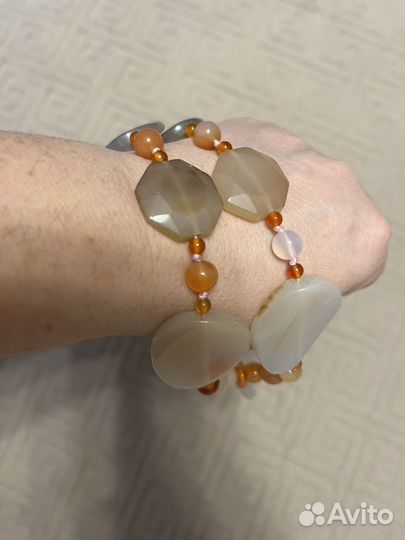 Бусы из натуральных камней крупные