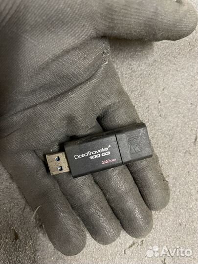 Флешка usb 32гб бу