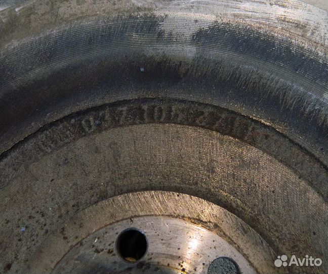 Маховик в сборе VW Passat B3 1.8 RP