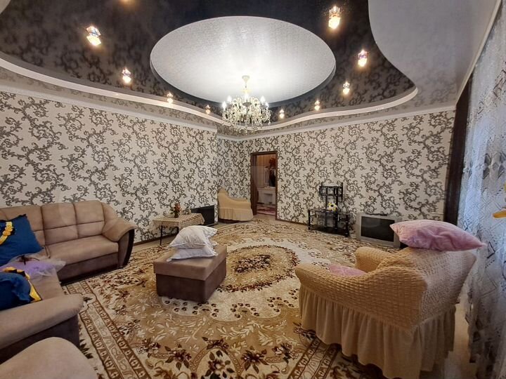 2-к. квартира, 93,4 м², 2/9 эт.