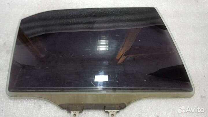 Стекло двери заднее правое Mitsubishi lancer 9