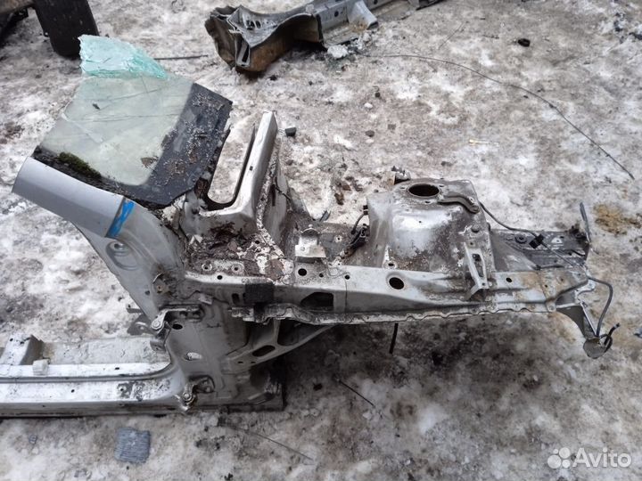 Лонжерон передний правый