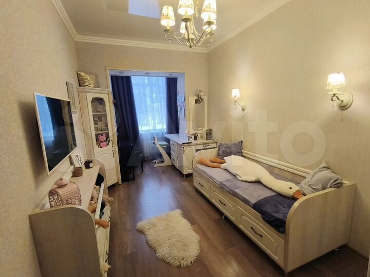 4-к. квартира, 81,2 м², 1/9 эт.